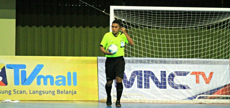 Alumni UM Purworejo Jadi Satu-satunya Wasit Berlisensi FIFA dalam Kompetisi Futsal AFF 2023