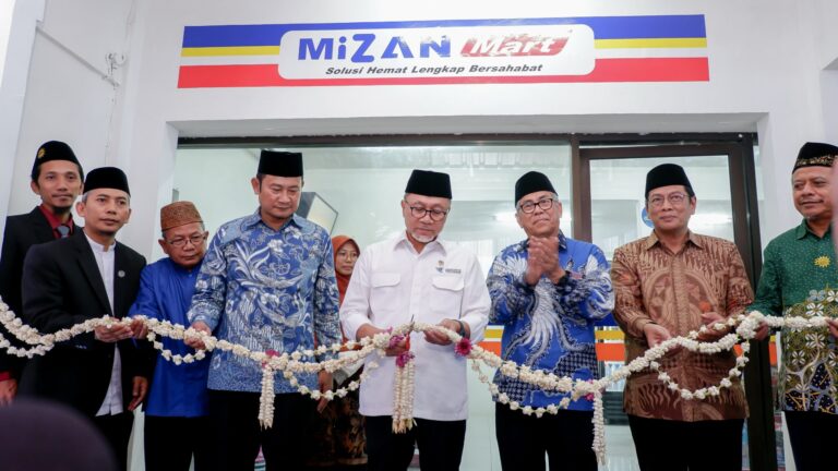 Mizan Mart, Inovasi Muhammadiyah Bangkitkan Ekonomi Warga Lamongan Diresmikan Mendag RI