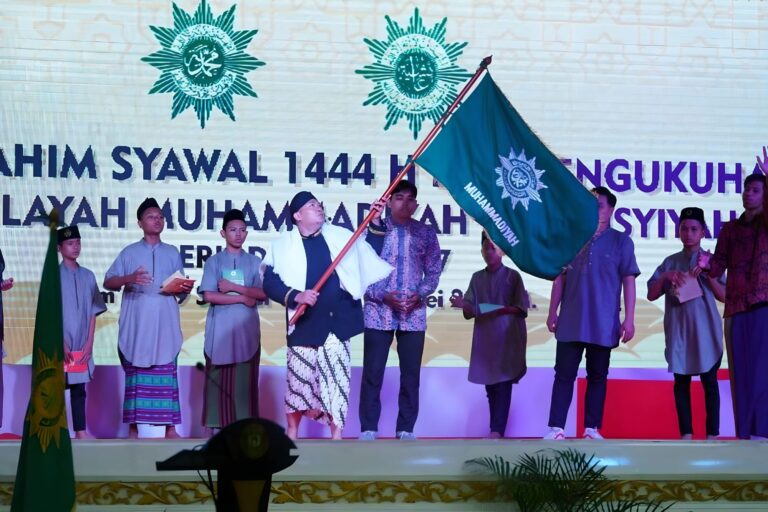 PWM & PWA Riau Dikukuhkan, Komitmen Lahirkan Rumah Sakit dan Tambah Perguruan Tinggi