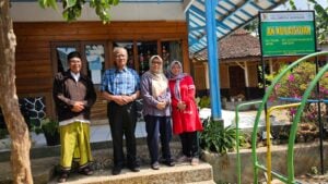 Siti Noordjannah dan Haedar Nashir Kunjungi PAUD dan TK Aisyiyah di Daerah Pegunungan