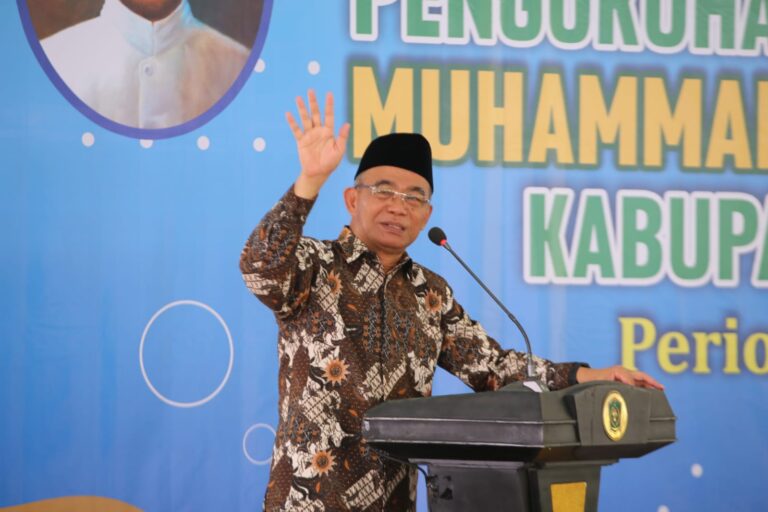 Gandeng Muhammadiyah dan NU, Menko PMK Targetkan Stunting di Lumajang Turun Sepuluh Persen