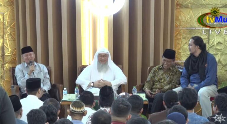 Di Masjid At-Tanwir, Sheikh Assim al-Hakeem Berikan Contoh Respon Terbaik Umat Islam Menanggapi Islamophobia
