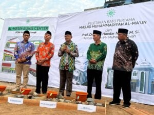 Letakan Batu Pertama Al Ma'un Center, Haedar Nashir Pacu Ghirah dan Ruh Tajdid Muhammadiyah Pontianak