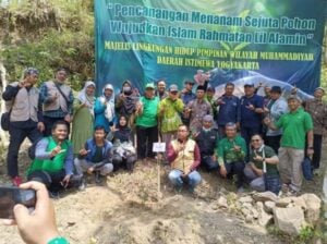 Muhammadiyah Tanam Ribuan Bibit Pohon untuk Konservasi Lingkungan