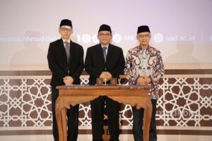 Berhasil Inovasi Rudal, UAD Didorong Haedar Nashir Menjadi Universitas Riset kelas Internasional