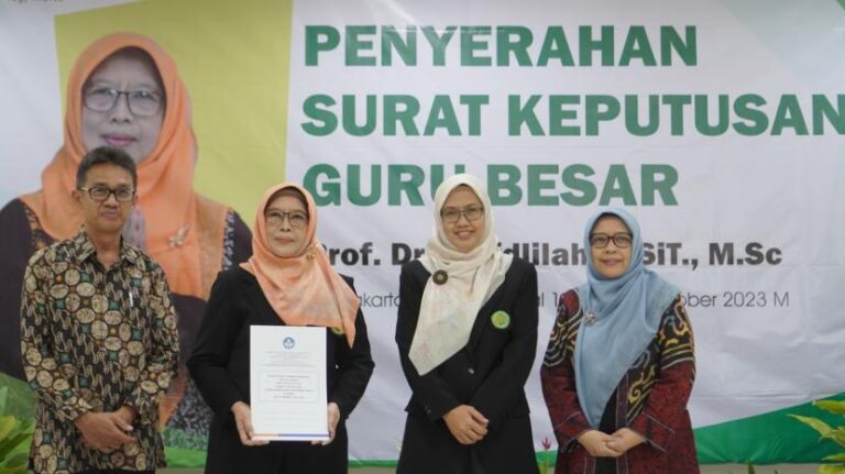 UNISA Yogyakarta Cetak Sejarah, Mufdlilah Dikukuhkan Sebagai Guru Besar Perempuan untuk Ilmu Kebidanan Pertama di Indonesia
