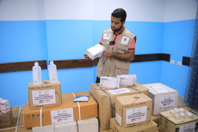 Donasi Sementara untuk Rakyat Palestina Terkumpul 1,7 M, LazisMu Salurkan dalam Bentuk Obat-obatan dan Makanan