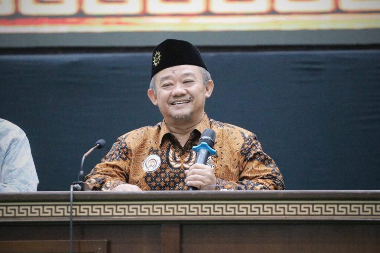 Dialog Publik Terbuka Capres-Cawapres; Aktualisasi Sikap Netral Aktif Muhammadiyah