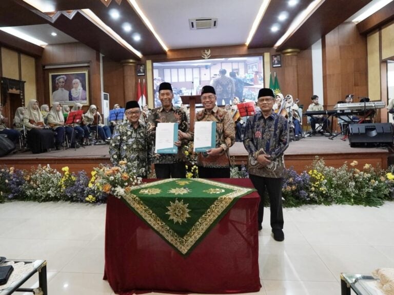 Haedar Nashir Apresiasi Hadiah Istimewa dari PWM Jatim untuk Milad ke-111 Muhammadiyah