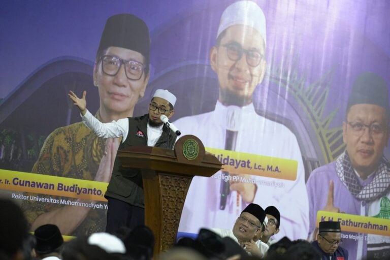 Supaya Jadi Pemuda Idaman, Ini Pesan Khusus Ustaz Adi Hidayat Kepada Mahasiswa Muslim