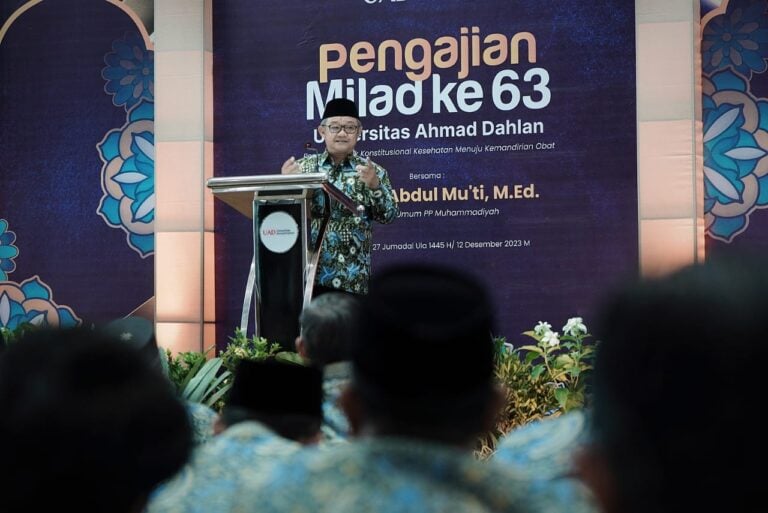 Milad ke-63 Tahun, Mu’ti Dorong UAD Jadi Kampus Unggul dan Berkemajuan
