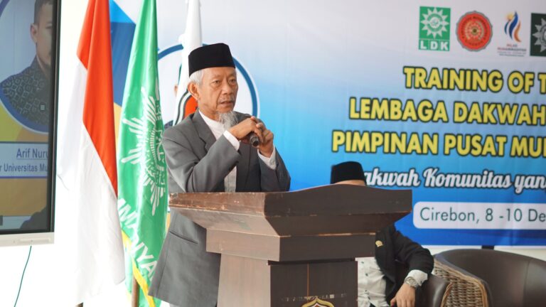 Ketua PP Muhammadiyah Saad Ibrahim Buka ToT LDK PP Muhammadiyah di Cirebon