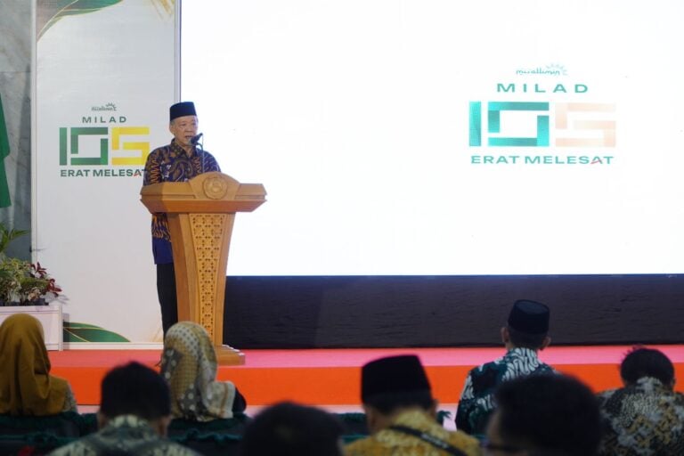 Milad 105 Madrasah Mu’allimin, Syamsul Anwar: Jadi Santri Pembuka Gerbang Kesejahteraan dan Kebahagiaan Semesta