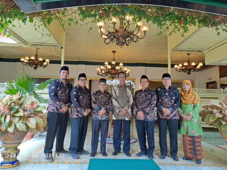 Program Kesejahteraan Masyarakat PWM DIY Diapresiasi Sri Sultan HB X