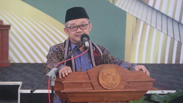 Fondasi Keagamaan Keluarga untuk Menguatkan Indonesia