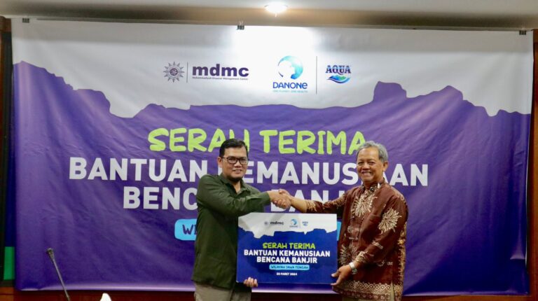 Danone Indonesia Percayakan Muhammadiyah Salurkan Bantuan untuk Banjir Jateng