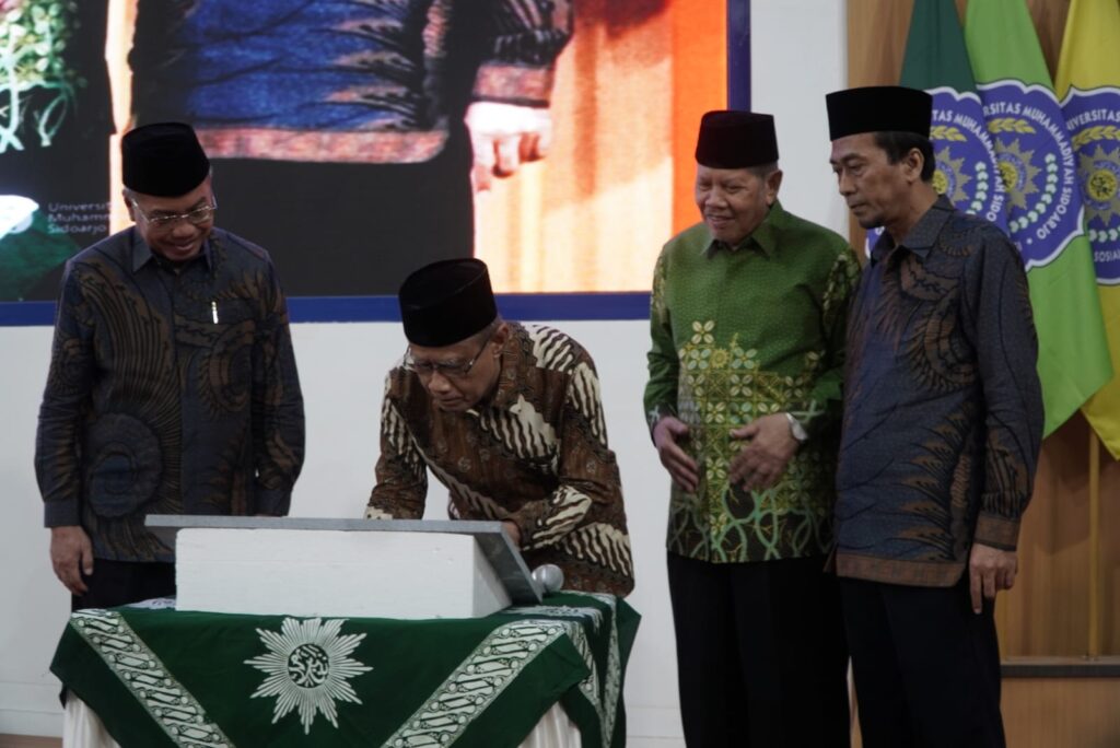 Haedar Nashir Resmikan Gedung Tujuh Lantai Milik Umsida