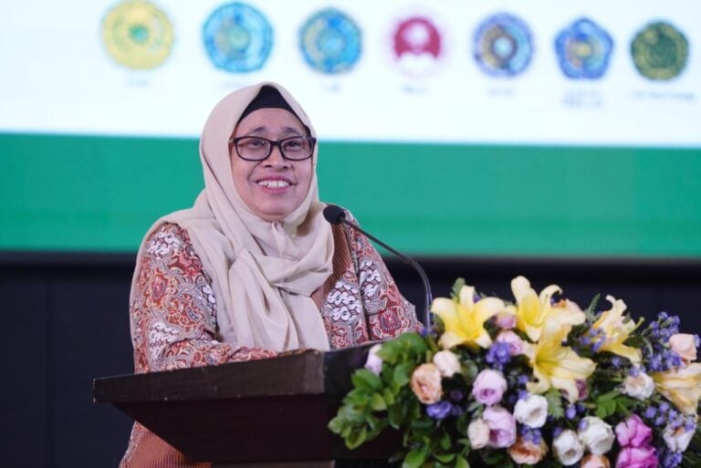 Rahmawati Husein Paparkan Empat Prinsip Kerja Kemanusiaan Universal