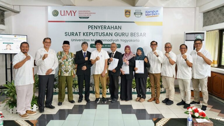 Kembali Tambah Tiga Guru Besar, UMY Jadi PTS dengan Guru Besar Terbanyak di DIY