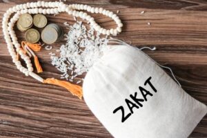 Hikmah Menunaikan Zakat