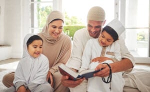 Beban Mendidik Anak Menjadi Tanggungjawab Ayah dan Ibu