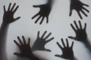 Berkomunikasi dengan Arwah Manusia yang Telah Meninggal, Mungkinkah?