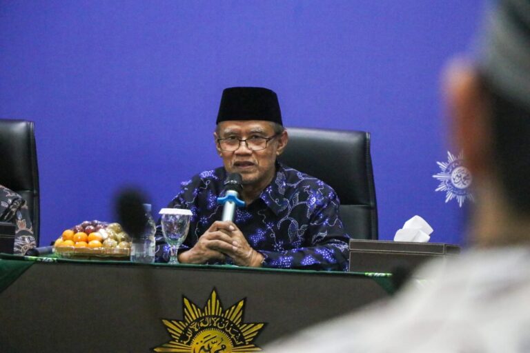 Pesan Haedar Nashir Bagi Kader Alumni Timur Tengah