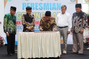 Haedar Resmikan Gedung 4 Lantai SMK Muhammadiyah Sampang Cilacap