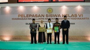 Lulusan Mu’allimin Diharap Mampu Menjadi Kader Bangsa
