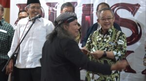 Malam Gembira Puisi, Abdul Mu’ti Bacakan Pembukaan UUD 1945