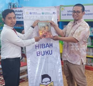 MPI PP Muhammadiyah Lanjutkan Program Hibah Buku Bagi Sekolah