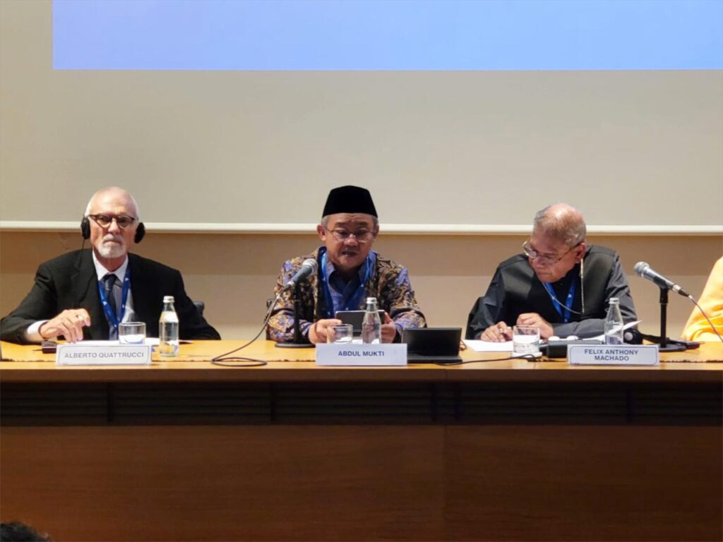 Wakili Muhammadiyah, Abdul Mu’ti Hadiri Dialog Antar Agama di Paris