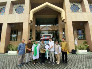 Bank Panin Dubai Syariah Serahkan Ambulans kepada Muhammadiyah untuk Layanan Sosial Kemanusiaan