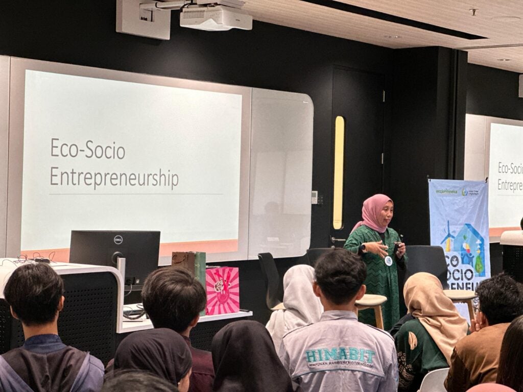 Eco Bhineka Muhammadiyah Mendorong Lahirnya Sociopreneur Berbasis Lingkungan