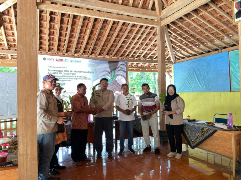 Jelang Ramadan, Muhammadiyah dan Aisyiyah Tanam 1000 Pohon di Gunungkidul