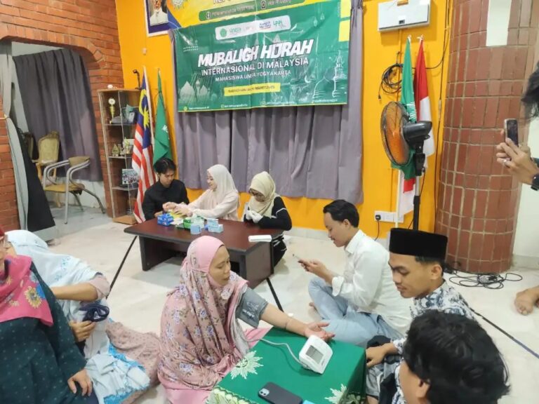 Mahasiswa Unisa Jogja Berikan Pelayanan Kesehatan bagi Warga Muhammadiyah di Malaysia