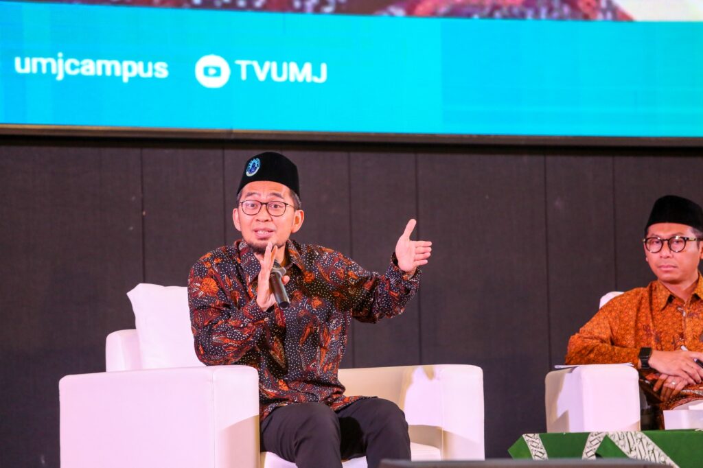Dengan Wasathiyah, Kita dapat Menjadi Manusia Unggul Dunia dan Akhirat