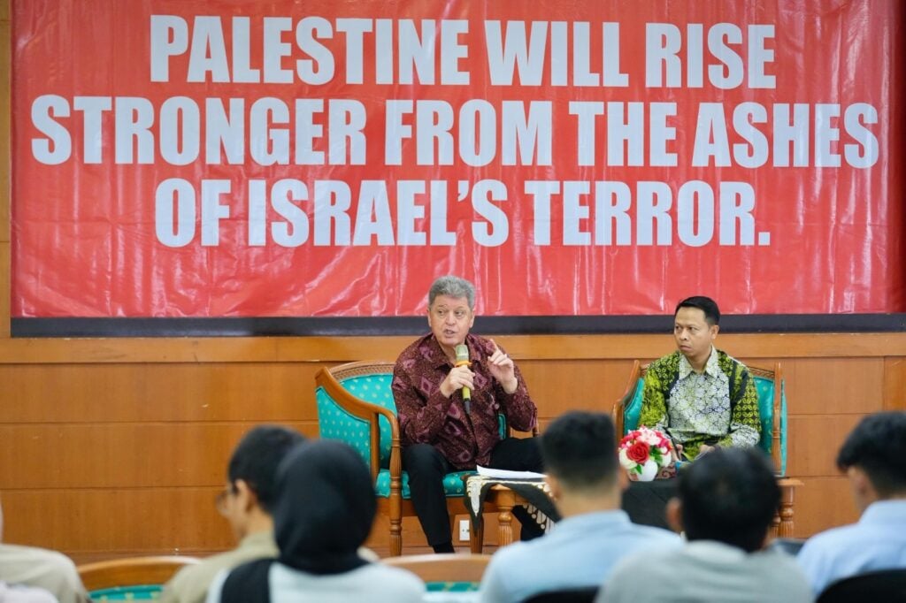 Dubes Palestina di Kampus Muhammadiyah Minta Indonesia Sebarkan Pesan Perdamaian Dunia