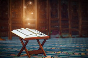 Jika Alquran Turun di Lailatul Qadar, Lantas Kenapa Nuzulul Quran Diperingati Tanggal 17 Ramadan?