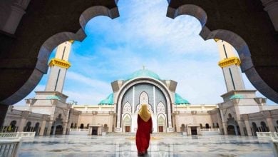Tidak Puasa, Perempuan Haid Tetap Bisa Membaca Al-Qur’an dan Mengikuti Kajian di Masjid