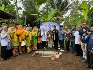 Wamendikdasmen Fajar Lakukan Groundbreaking SD 'Aisyiyah Pertama di Brebes