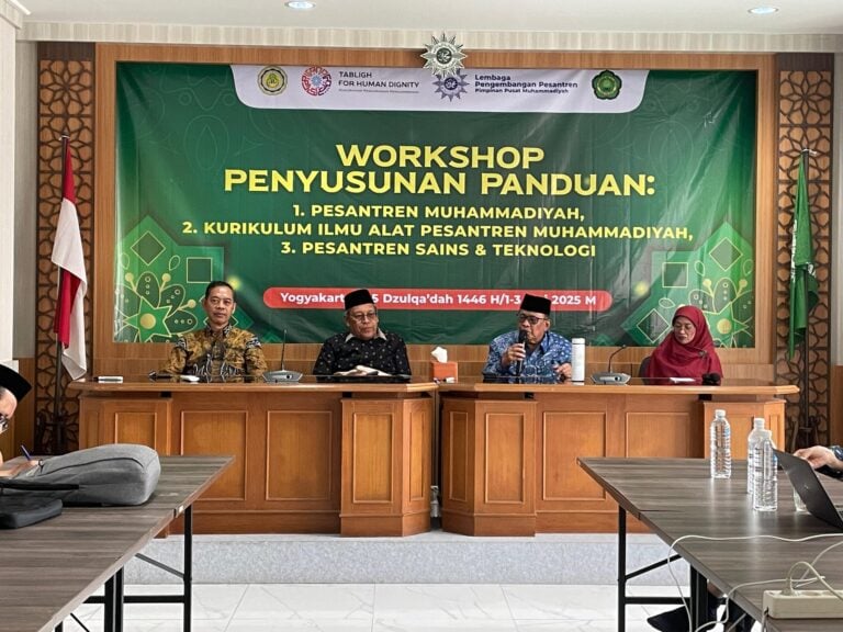 Muhammadiyah Susun Panduan Nasional Standarisasi Pesantren