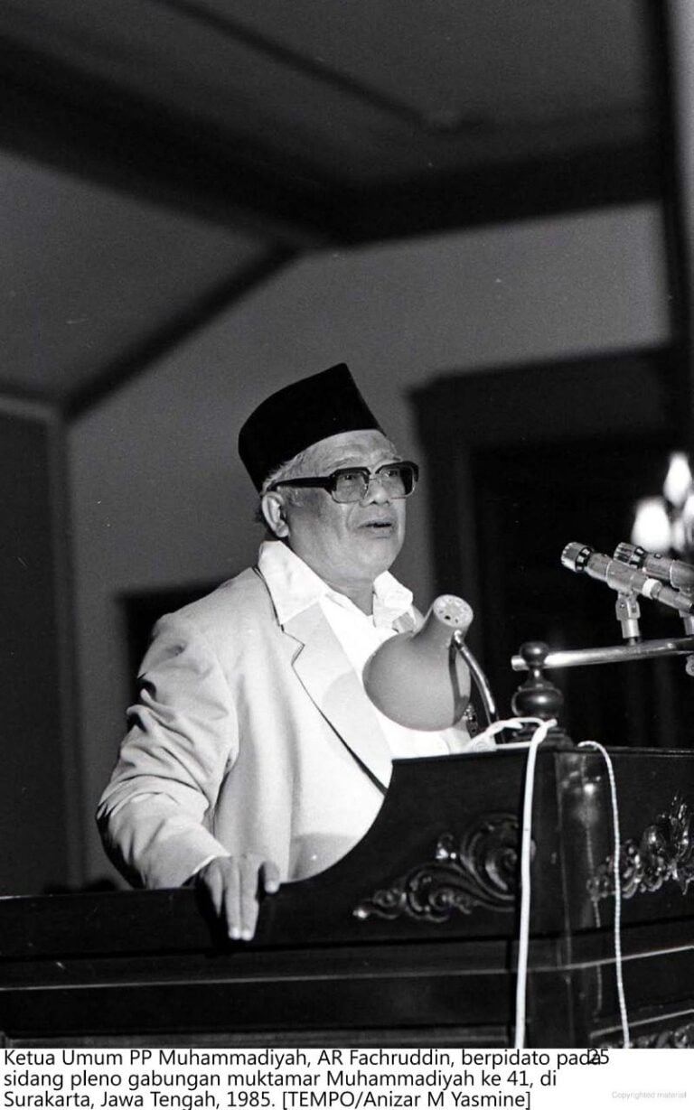 Tentang Hidup-hidupilah Muhammadiyah, Jangan Cari Hidup di Muhammadiyah: Begini Penjelasan Pak AR
