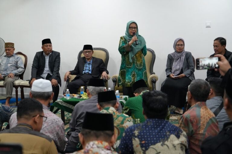 PP ‘Aisyiyah Dorong Kemudahan Akses Belajar Bagi Anak-anak PMI di Malaysia