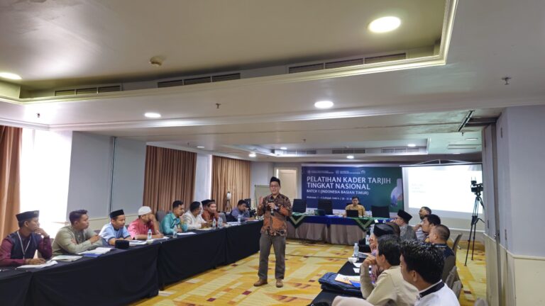 Menyapa Warisan Intelektual Islam atau Turas dengan Sikap Kritis dan Terbuka