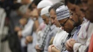 Makmum Masbuk Mendapatkan Rakaat Jika Ikut Rukuk Bersama Imam