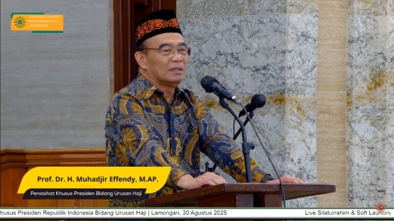 Launching PPIU Muhammadiyah di Lamongan, Muhadjir Tekankan Prinsip Bisnis dalam Tata Kelola Haji-Umroh