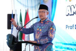 Haedar Nashir Beberkan Pesan Kiai Dahlan Hidup-hidupilah Muhammadiyah Jangan Cari Hidup di Muhammadiyah