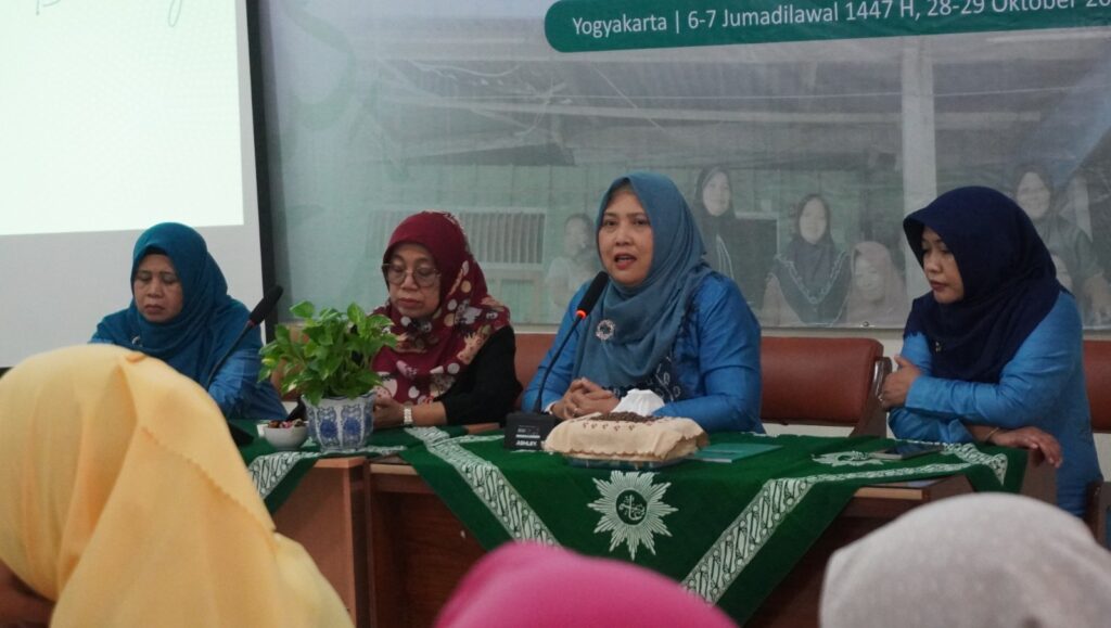 Perempuan Penopang Ekonomi Bangsa: ‘Aisyiyah Teguhkan Peran Melalui BUEKA