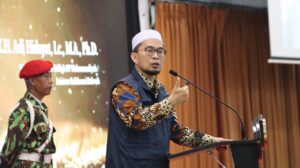 Ustaz Adi Hidayat Ajak Umat Tingkatkan Takwa untuk Raih Kebahagiaan dan Kesuksesan